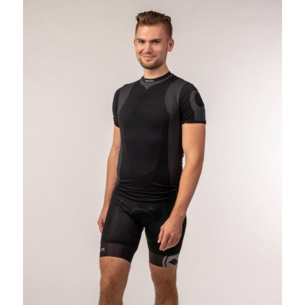 Ventoux Layer One base layer, black