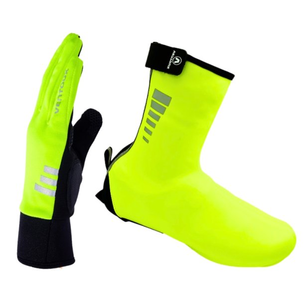 S�t med Storm cykelhandsker og Aqua skoovertr�k. Neongul