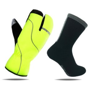 S�ttillbud: Lobster vinter cykelhandsker i neongul plus et par super varme Merino cykelstr�mper (sort/gr�)