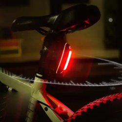 Ventoux USB High Power Alu forlygte 1200 lumen + 100 lumen USB baglygte