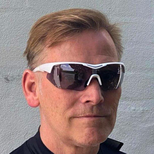 Kopi af Ventoux Titan Photochromic cycling glasses pearly white