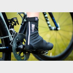 Ventoux Aqua Free skoovertr�k, sort + Storm II cykelhandske, neon